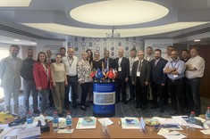 Uczestnicy warsztatów - pamiątkowe zdjęcie wszystkich.