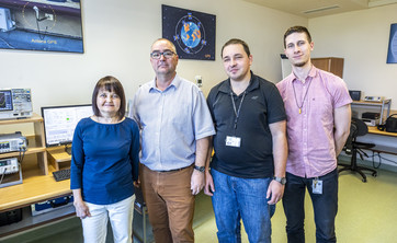 Pracownicy laboratorium, od lewej: Mgr I. Grabek, dr inż. J. Wojturski, mgr inż. P. Kubiszyn, inż. S. Bytnar,