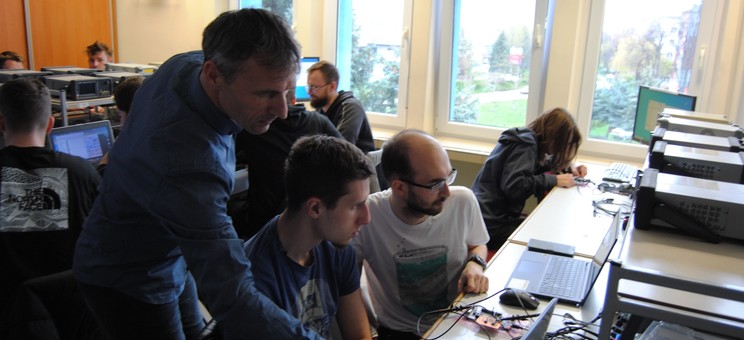 Studenci podczas warsztatów