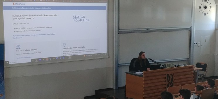 Spotkanie firmy ONT ze studentami WEiI