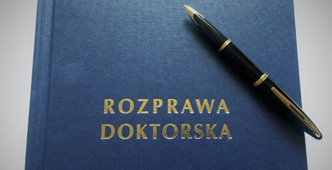 Rozprawa doktorska (okładka)