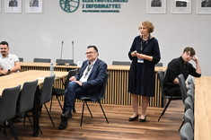 Wystąpienie B. Wilk, przewodniczący sesji T. Topór-Kamiński,