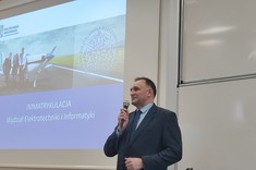 Prodziekan ds. Kształcenia, dr inż. Mariusz Trojnar,