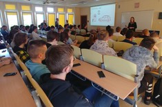 Studenci WEiI podczas wykładu