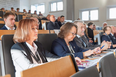 Sala obrad MSM (od lewej profesor Bubela, prof. N. Hots, prof. M. Dorozhovets),