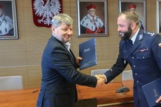 Podpisane pozumienie o współpracy PRz z Centralnym Biurem Zwalczania Cyberprzestępczości